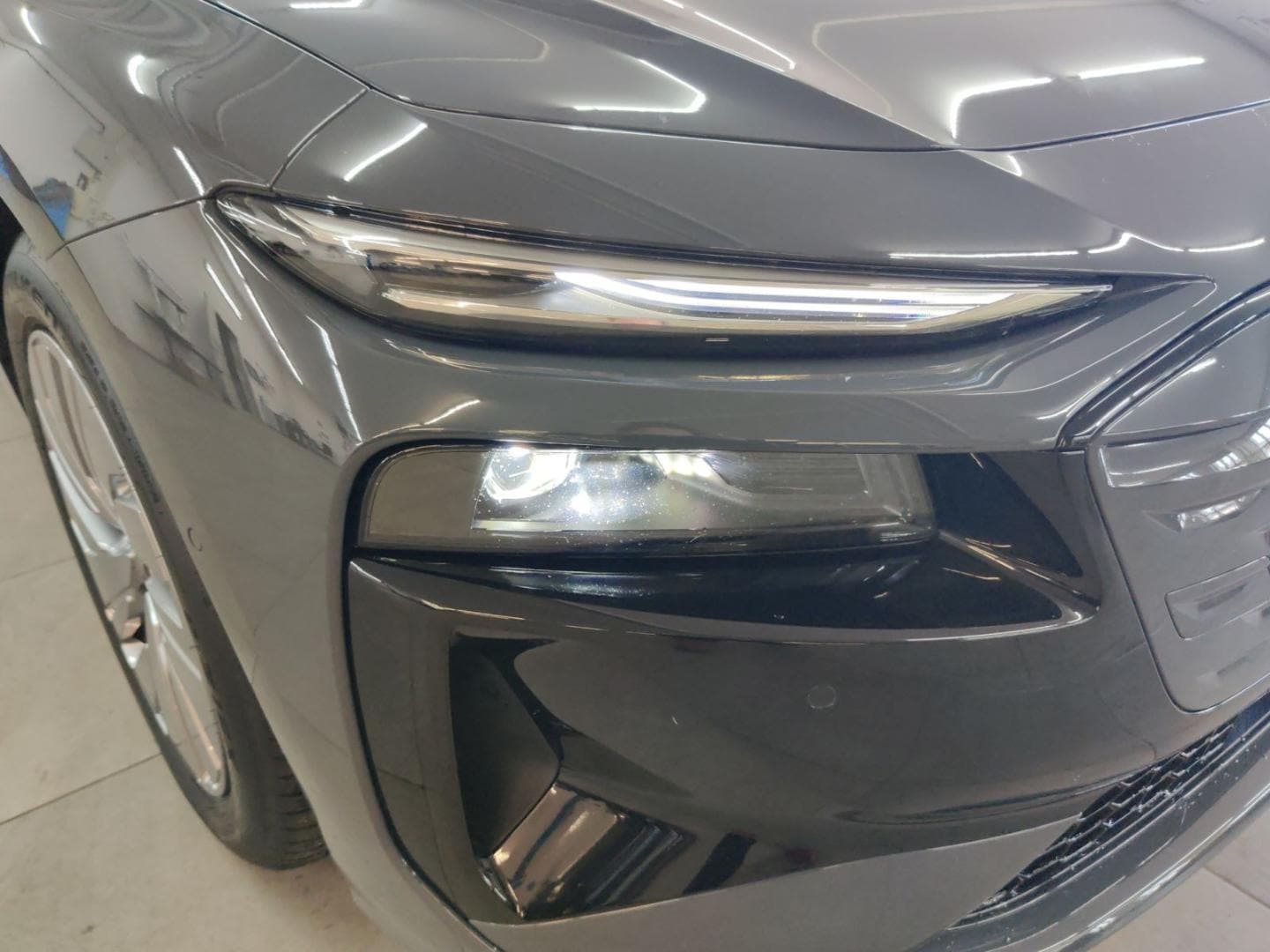 Bild über Audi A6 Avant e-tron e-tron performance - für weitere Informationen kontaktieren Sie den Audi Partner