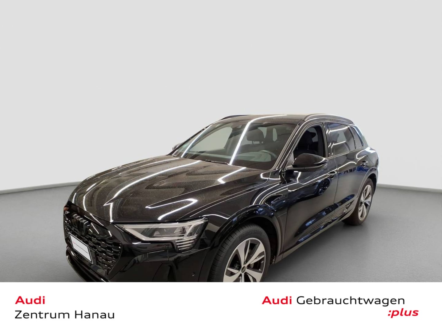 Bild über Audi Q8 e-tron advanced 55 e-tron quattro - für weitere Informationen kontaktieren Sie den Audi Partner