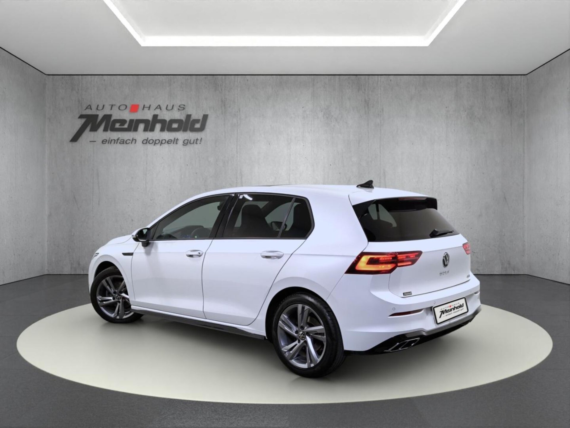 Volkswagen Golf R-Line