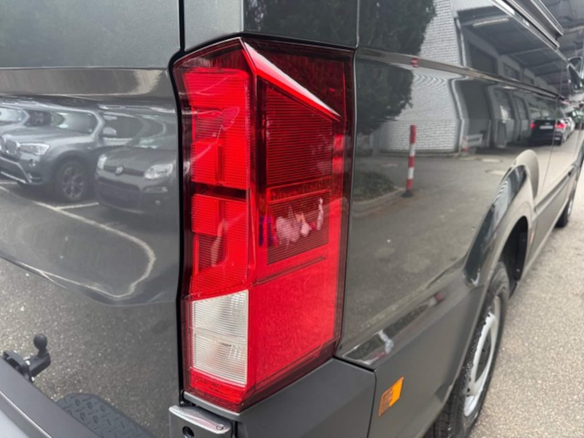 Volkswagen Crafter Kasten mittlerer Radstand