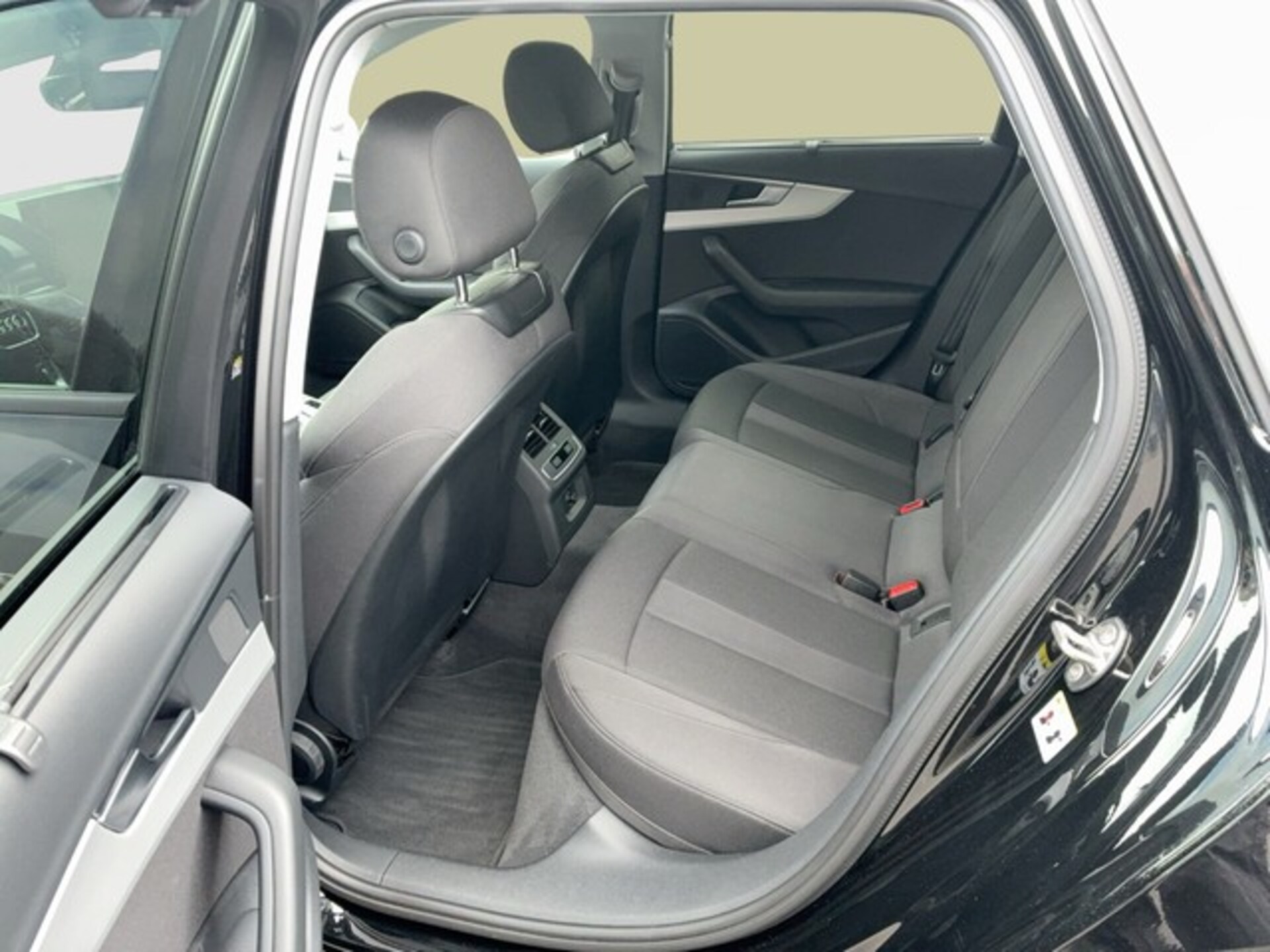 Audi A4 Avant Advanced