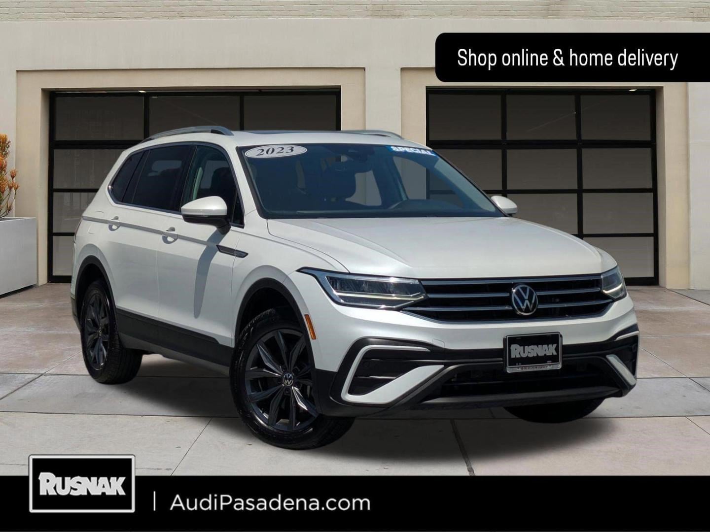 2023 Volkswagen Tiguan 2.0T SE's photo