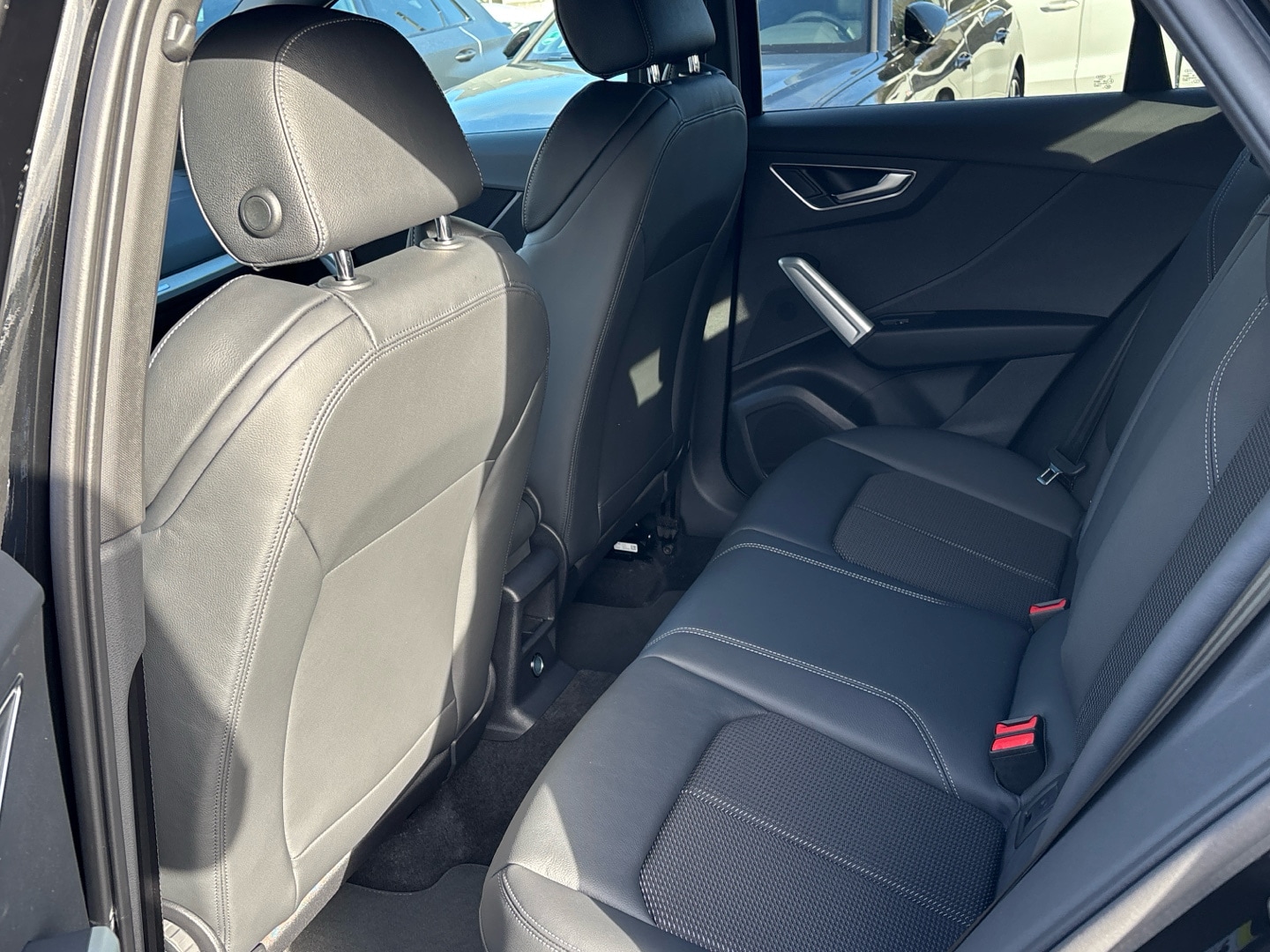 Bild über Audi Q2 S line 35 TDI S tronic - für weitere Informationen kontaktieren Sie den Audi Partner