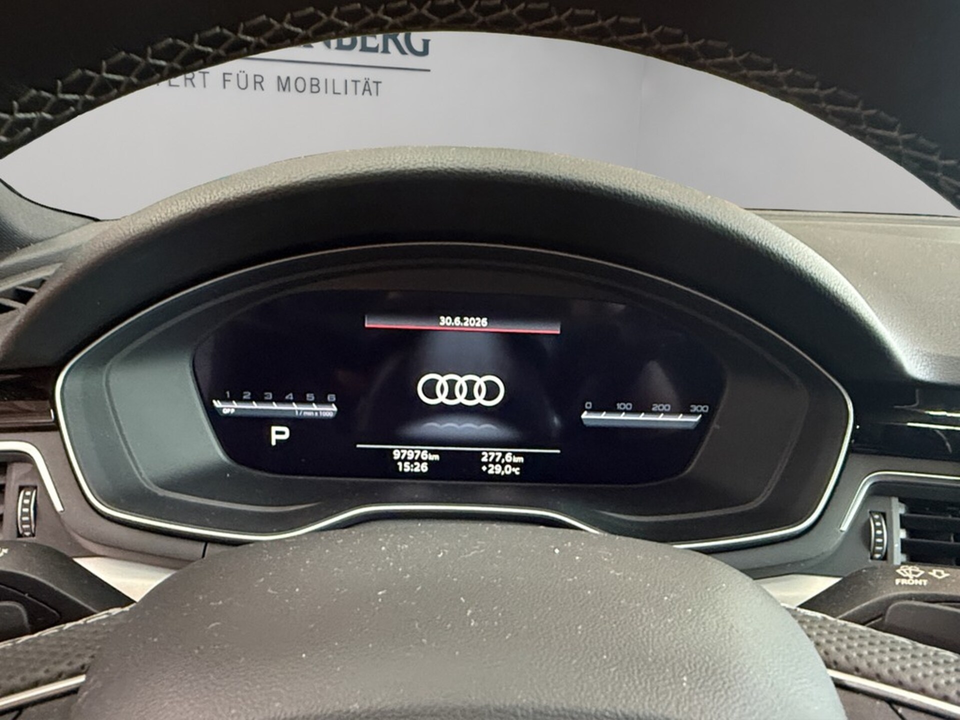 Audi A4 Avant S line
