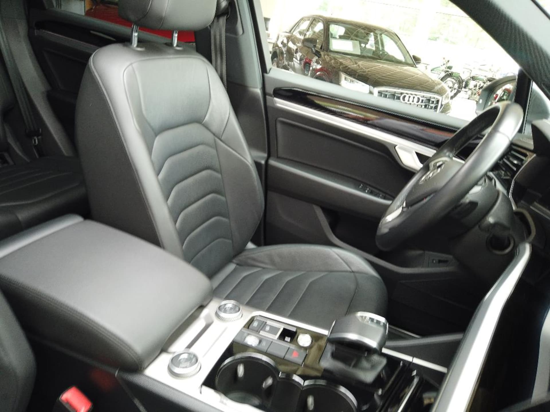 Volkswagen Touareg Elegance