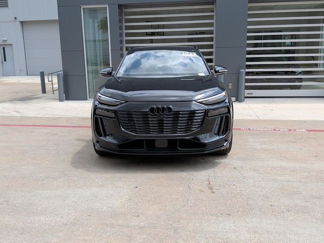 2025 Audi SQ6 e-tron