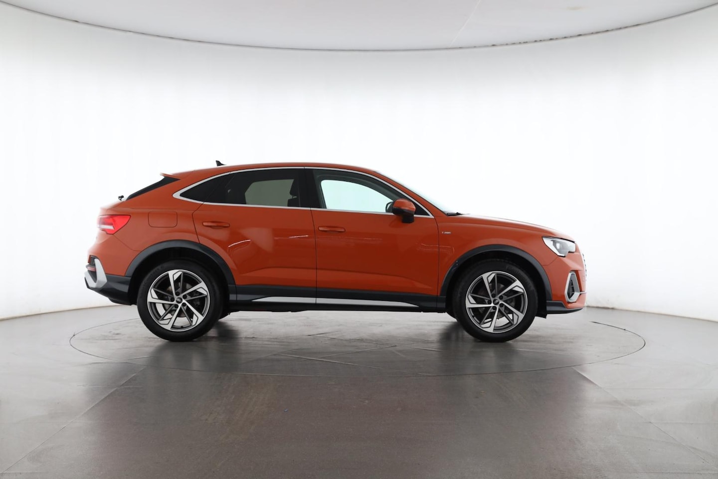 Bild über Audi Q3 Sportback S line 35 TFSI S tronic - für weitere Informationen kontaktieren Sie den Audi Partner