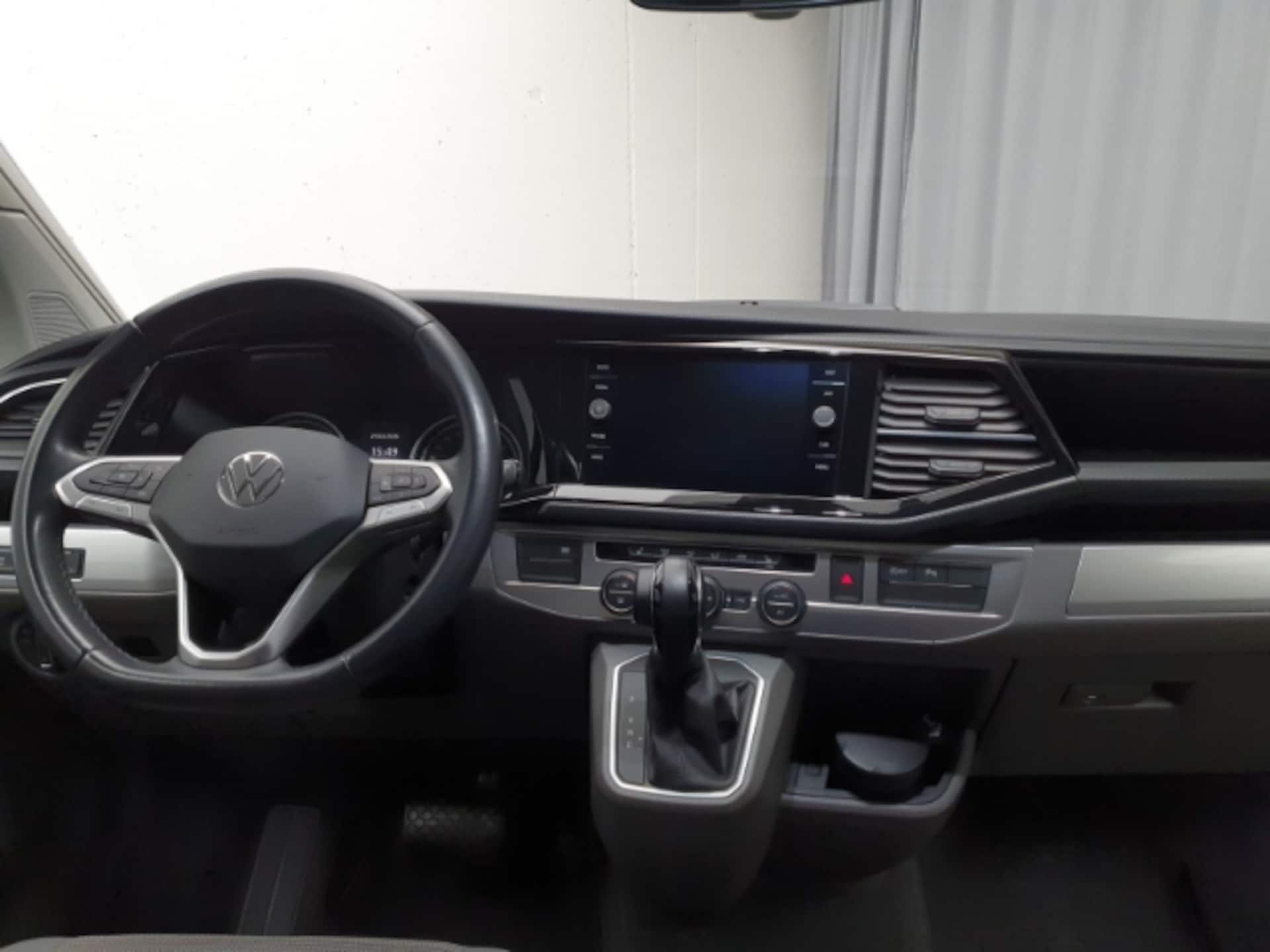Volkswagen T6.1 California Beach