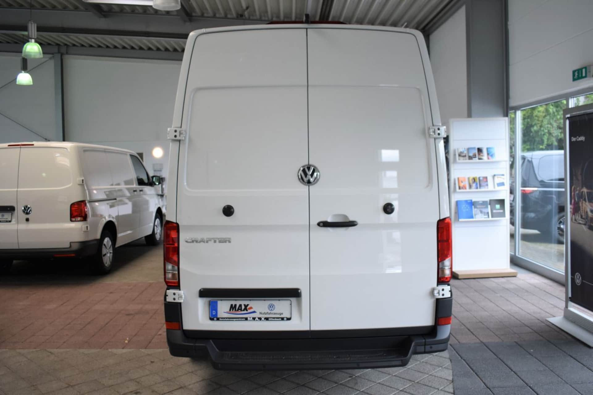 Volkswagen Crafter Kasten langer Radstand