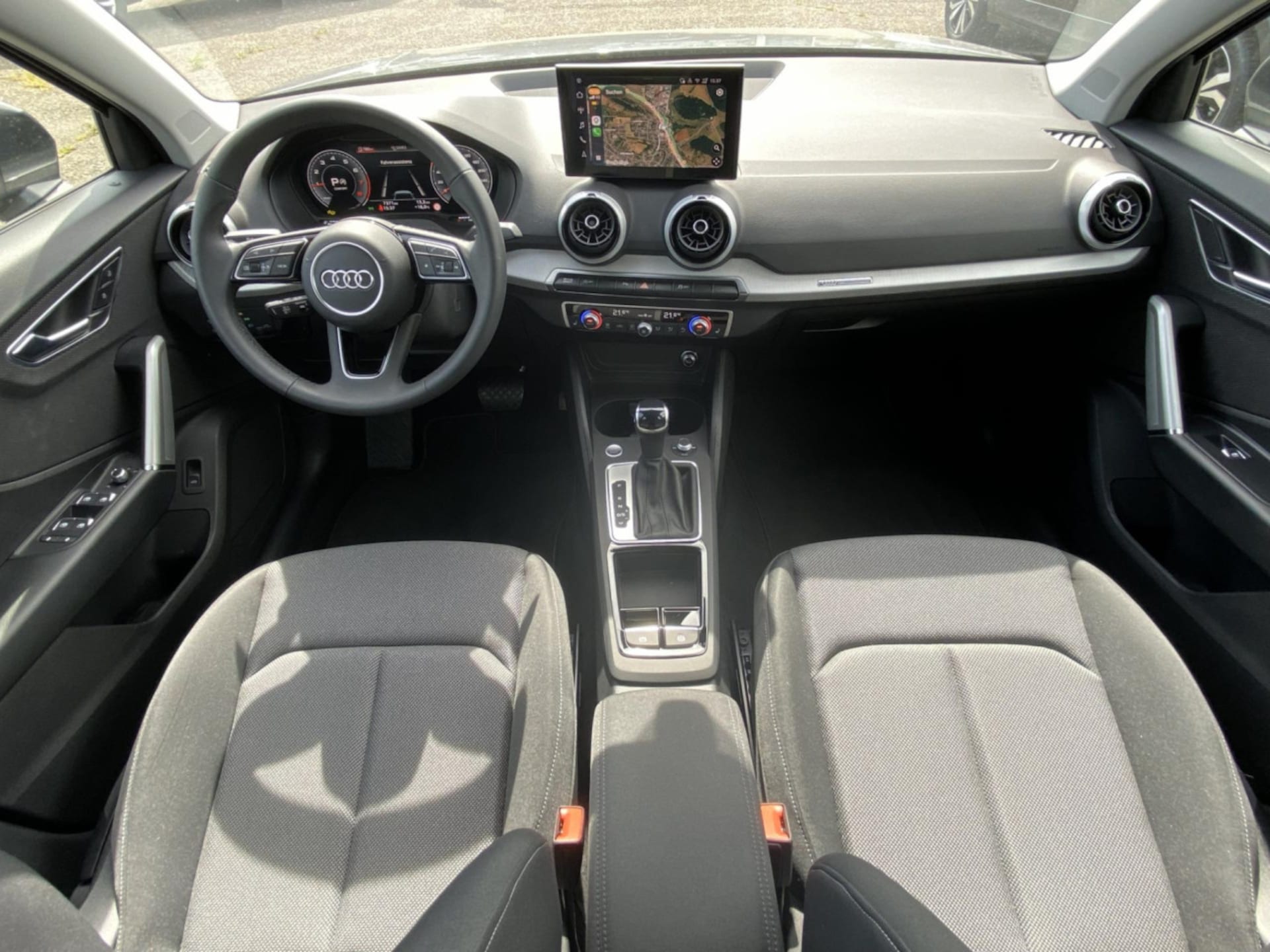 Audi Q2 S line