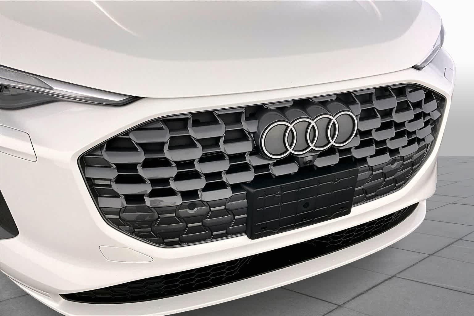 2025 Audi Q5 Premium - Photo 32