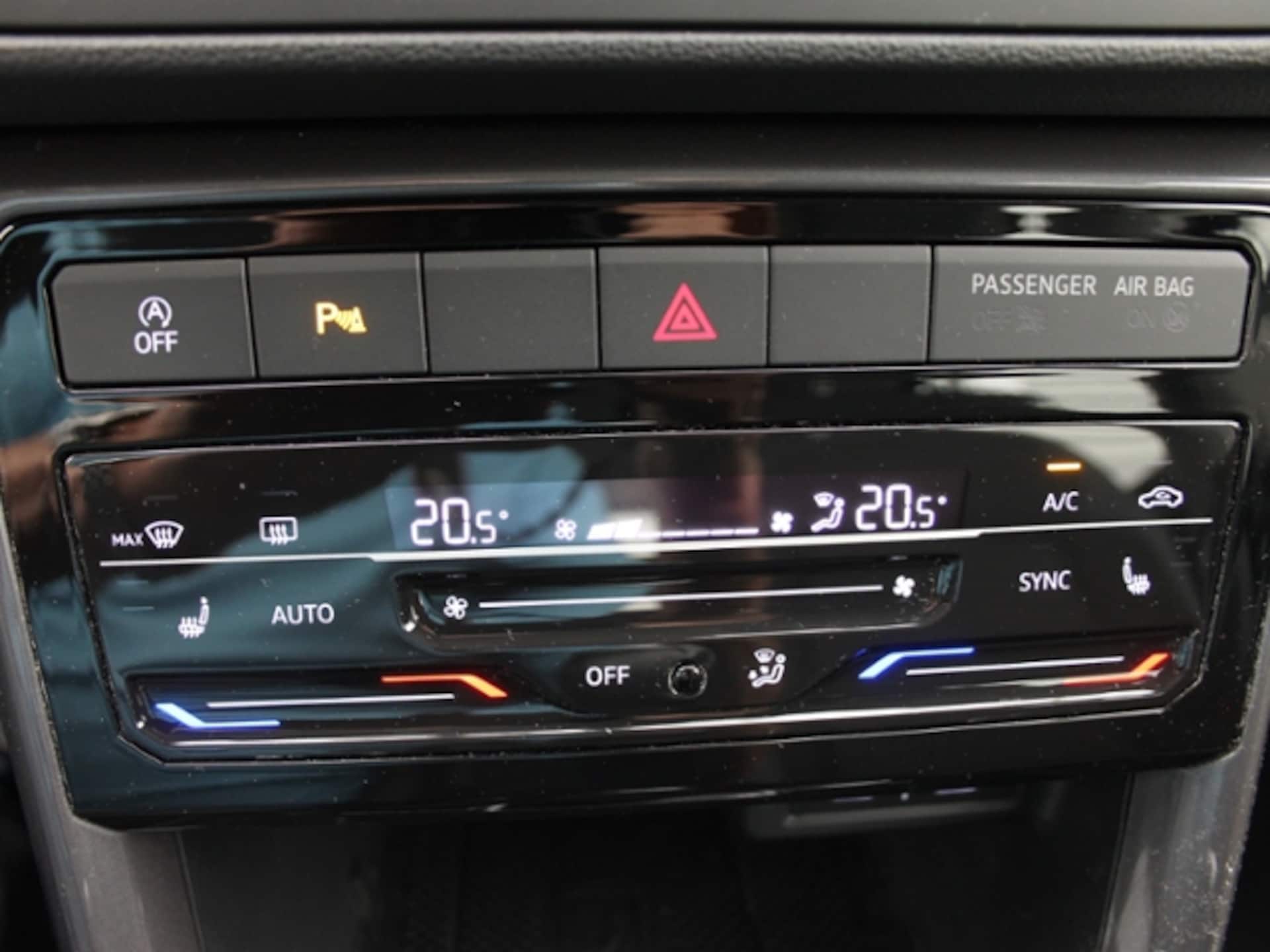Volkswagen T-Cross Style