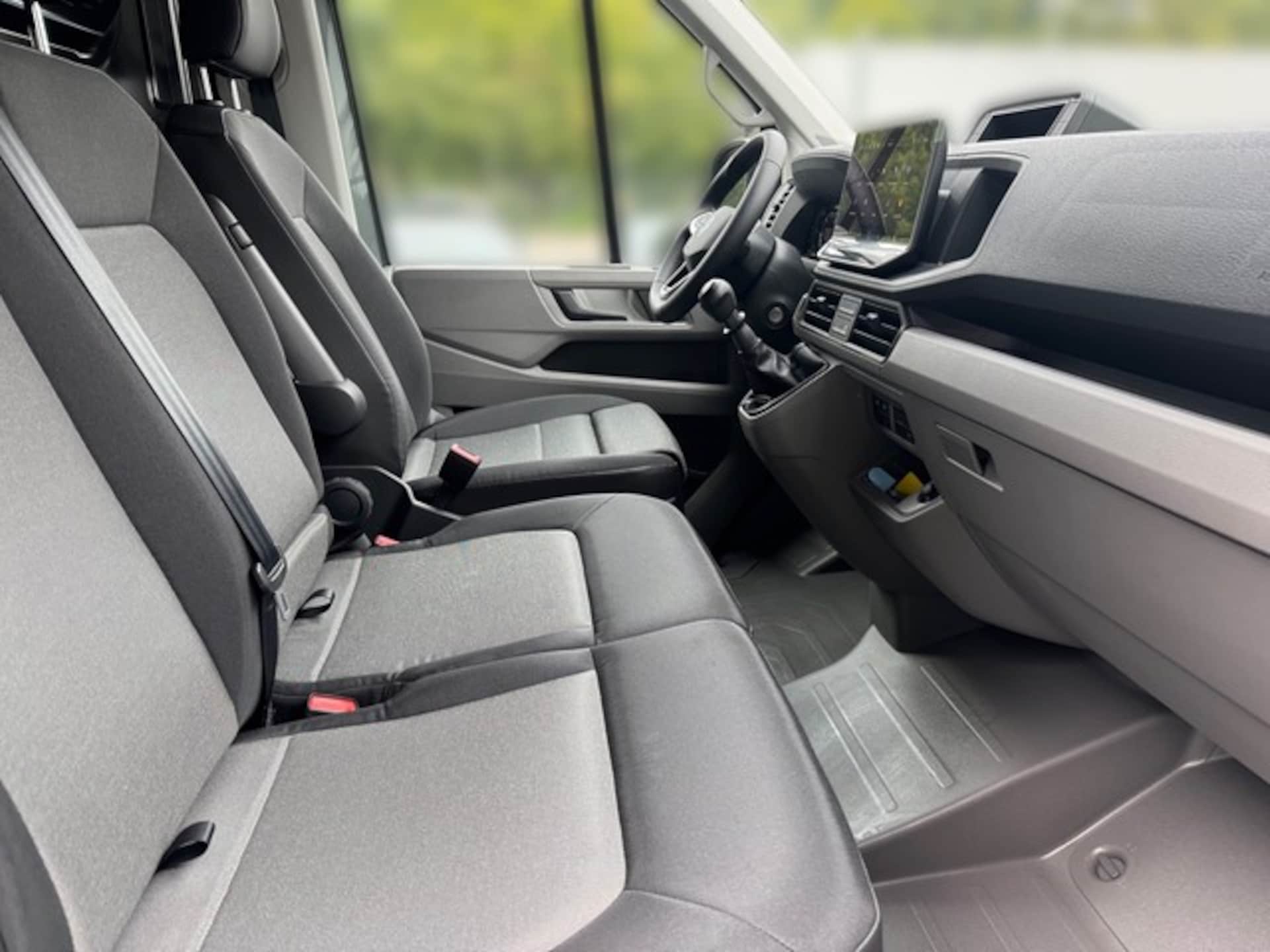 Volkswagen Crafter Kasten mittlerer Radstand