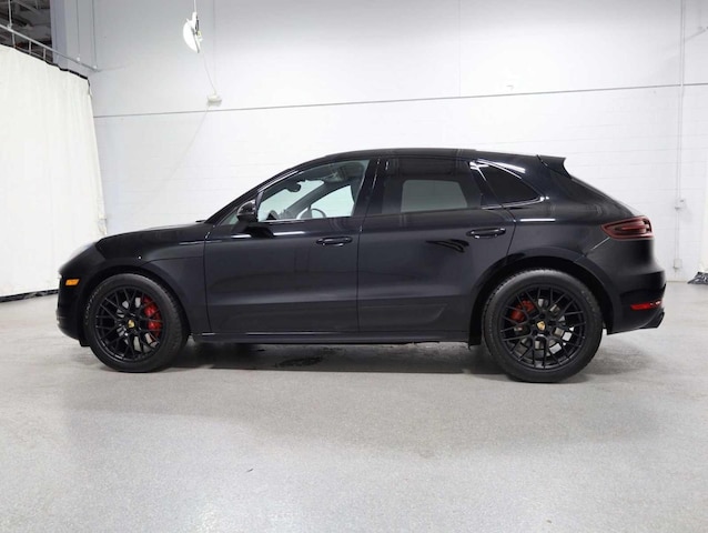 2017 Porsche Macan