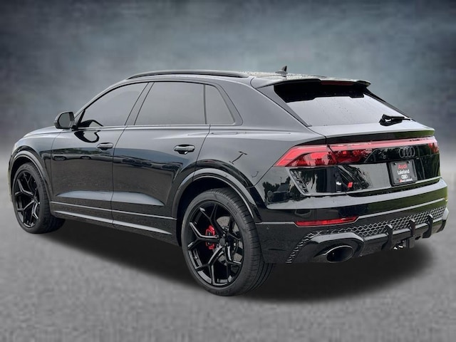 2026 Audi RS Q8 SUV performance