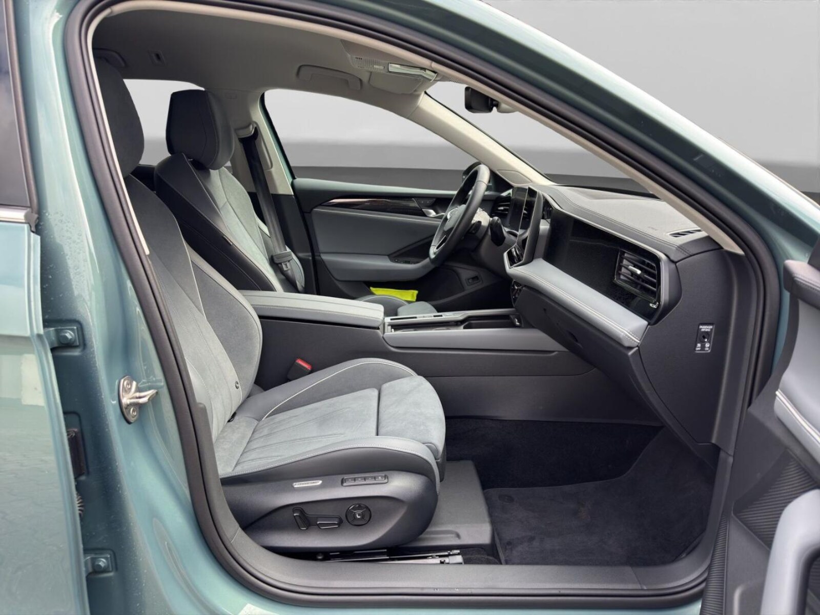 Volkswagen Passat – Bild 4
