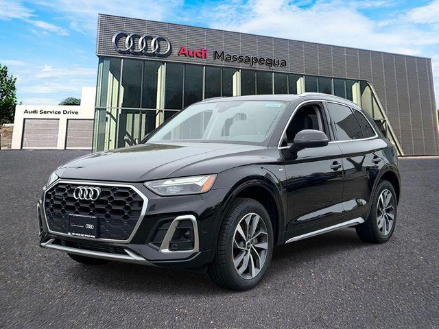 2023 Audi Q5 45 Premium's photo