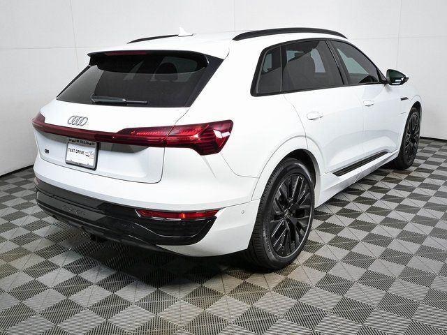 2024 Audi Q8 e-tron