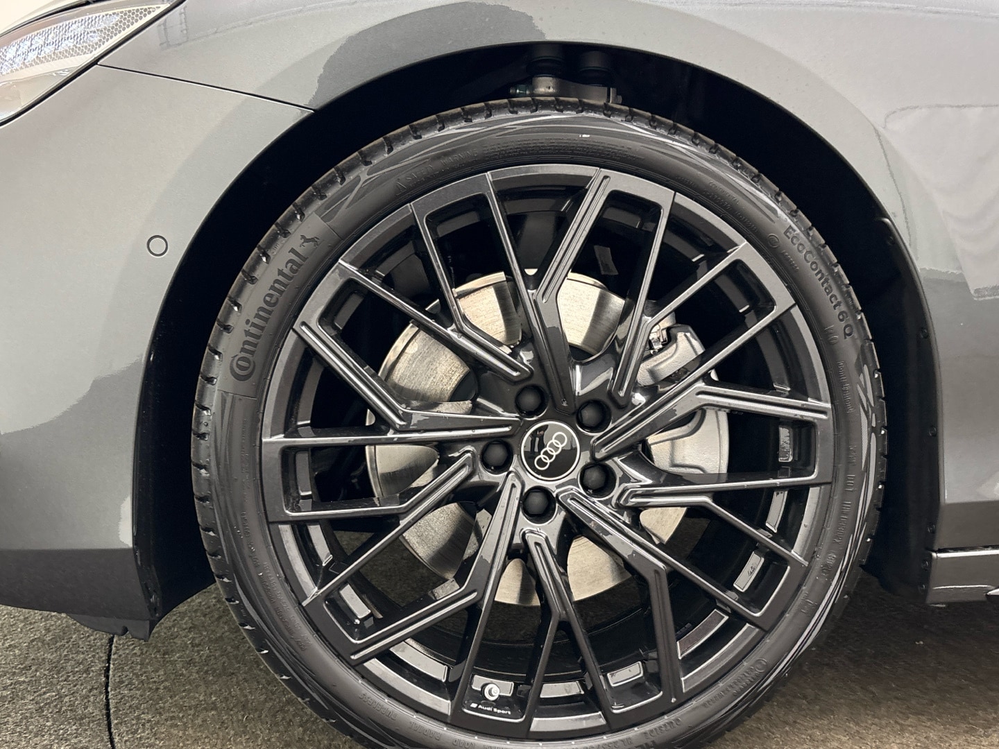 Bild über Audi A6 Avant edition one TDI quattro 220 kW S tronic - für weitere Informationen kontaktieren Sie den Audi Partner