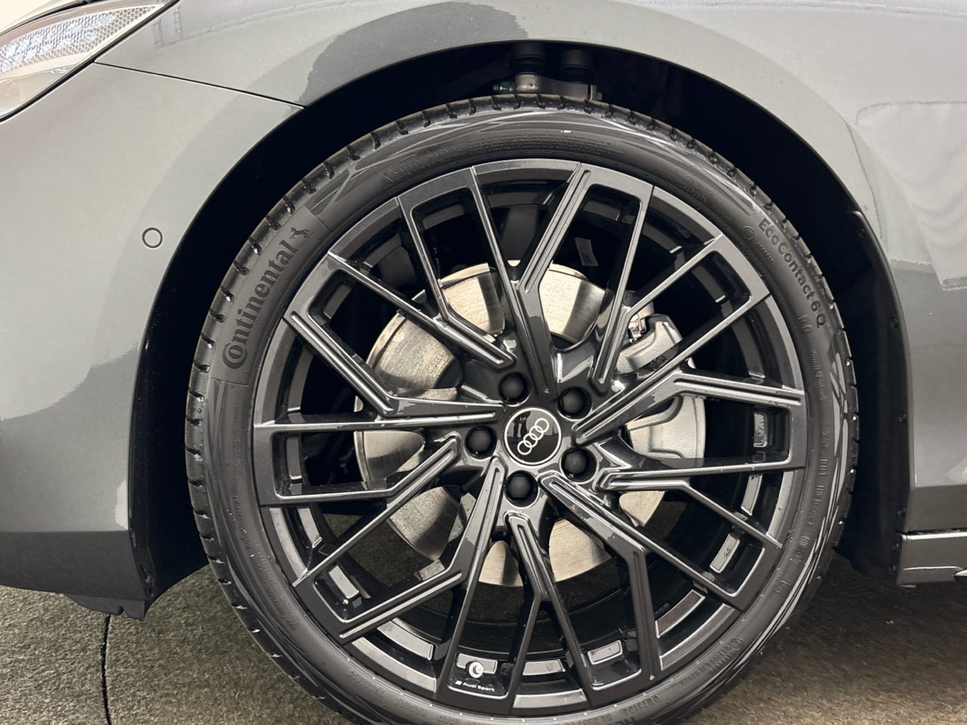 Audi A6 Avant edition one