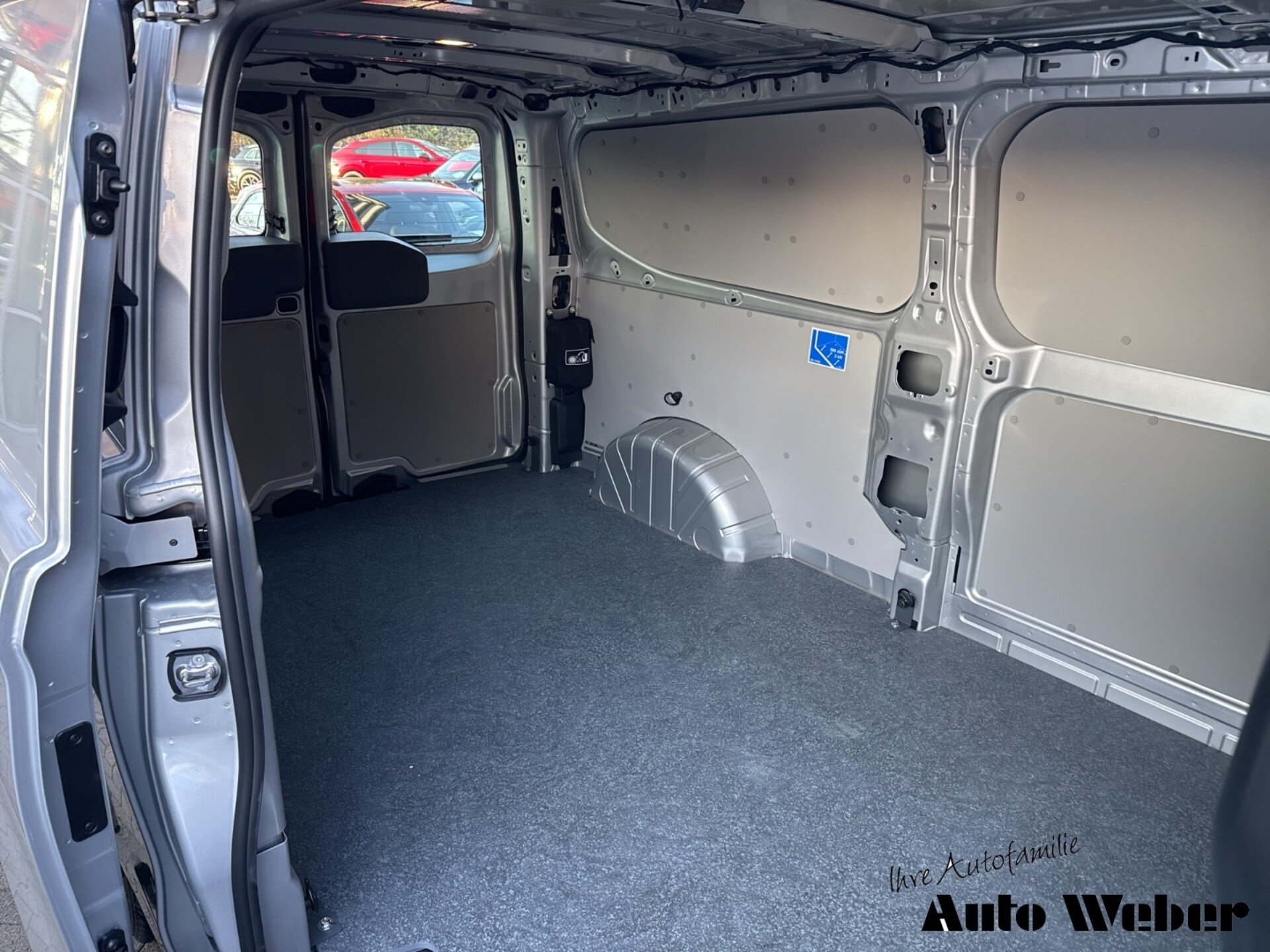Volkswagen Transporter Kasten langer Radstand