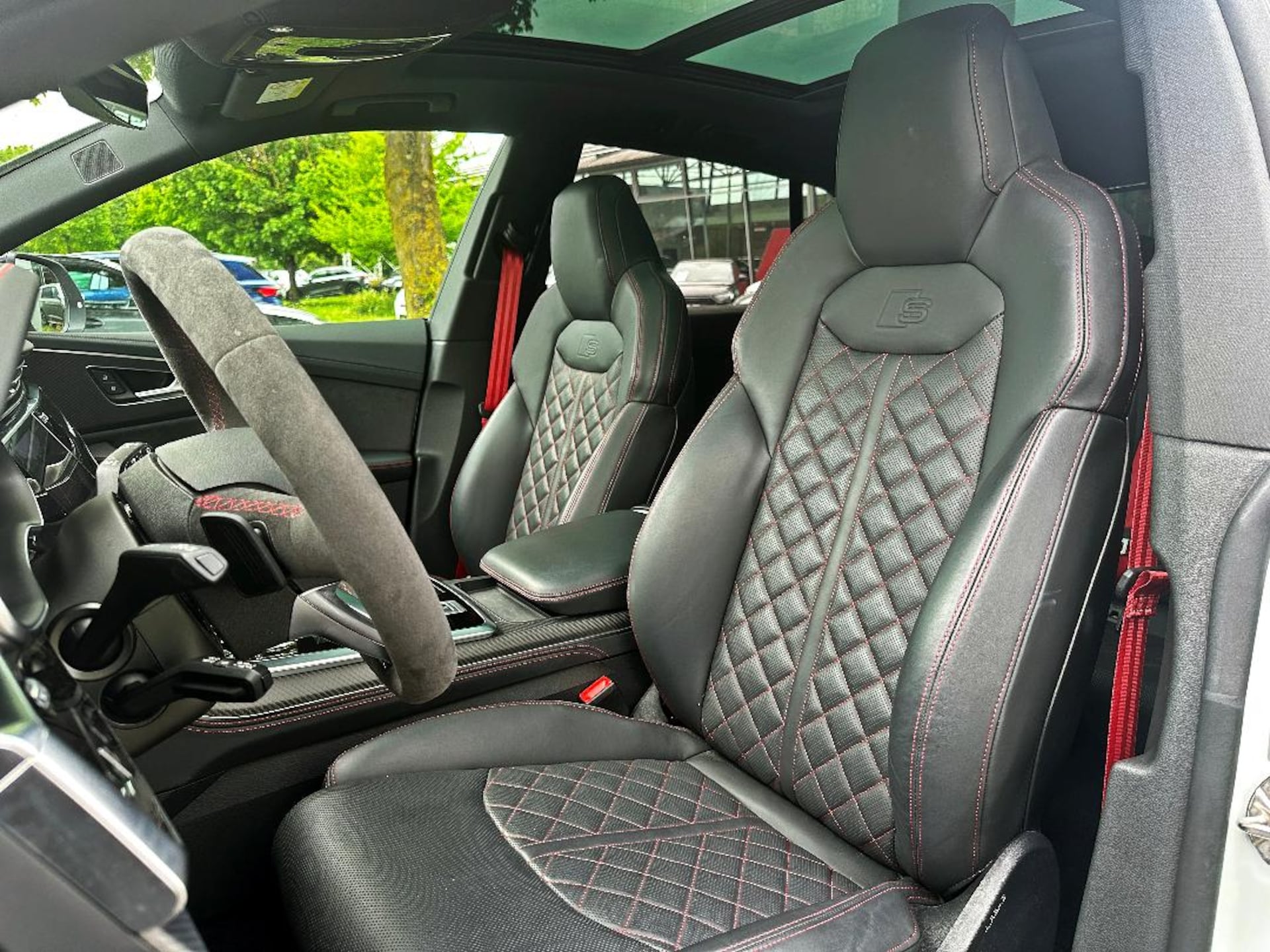 Audi SQ8 SUV