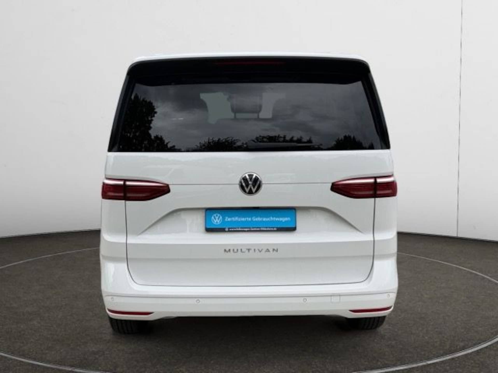 Volkswagen Multivan Basis-Modell