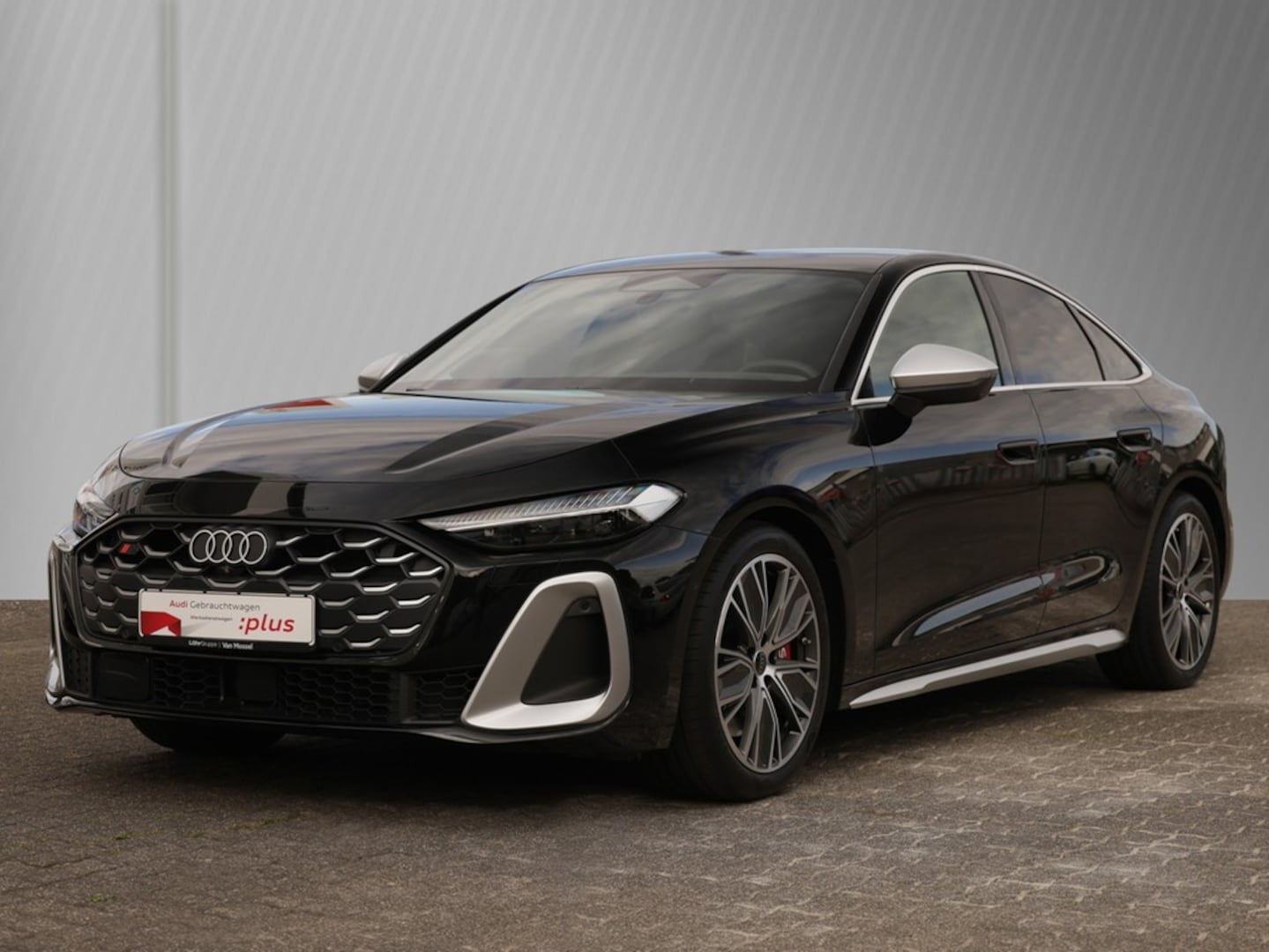 Bild über Audi S5 Limousine TFSI 270 kW S tronic - für weitere Informationen kontaktieren Sie den Audi Partner