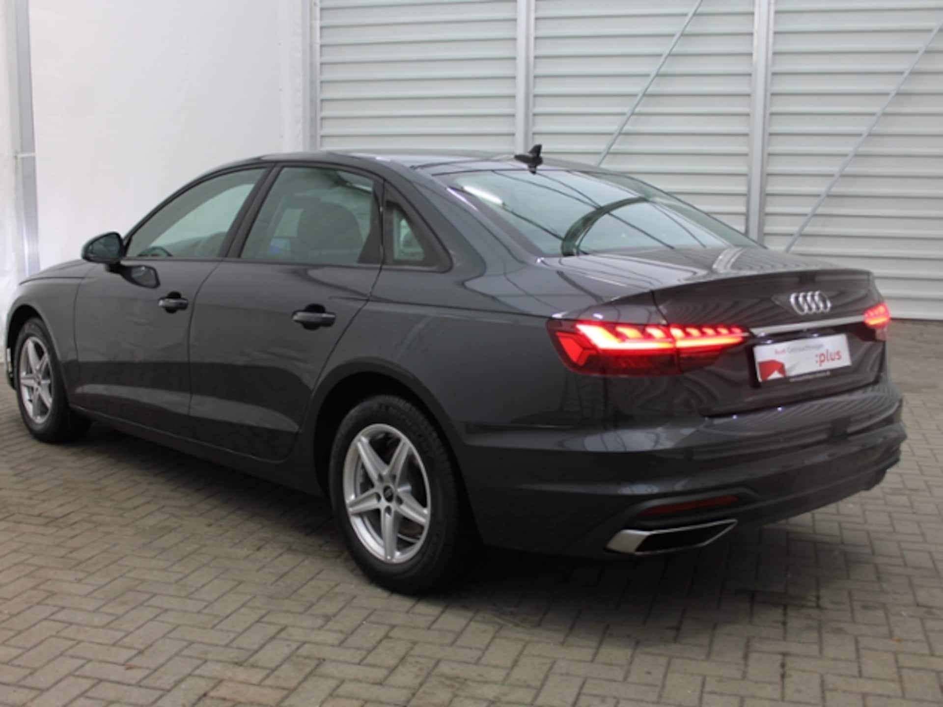 Audi A4 Limousine