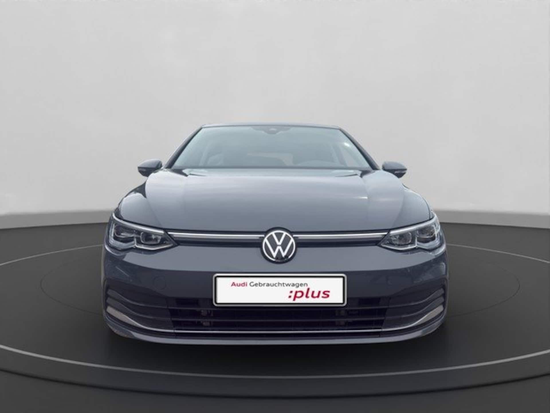 Volkswagen Golf Style