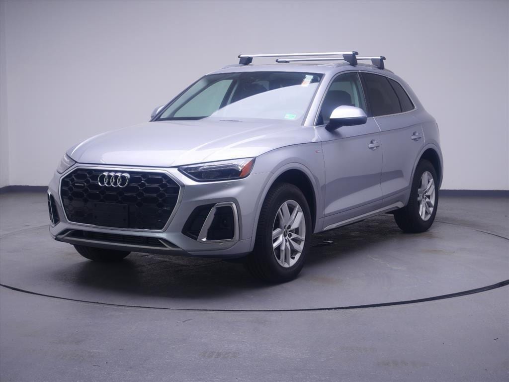 2024 Audi Q5 45 Premium's photo