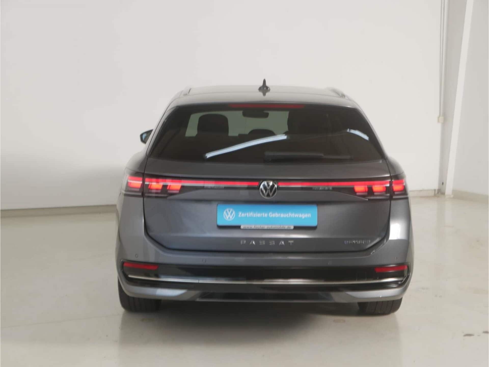 Volkswagen Passat Elegance