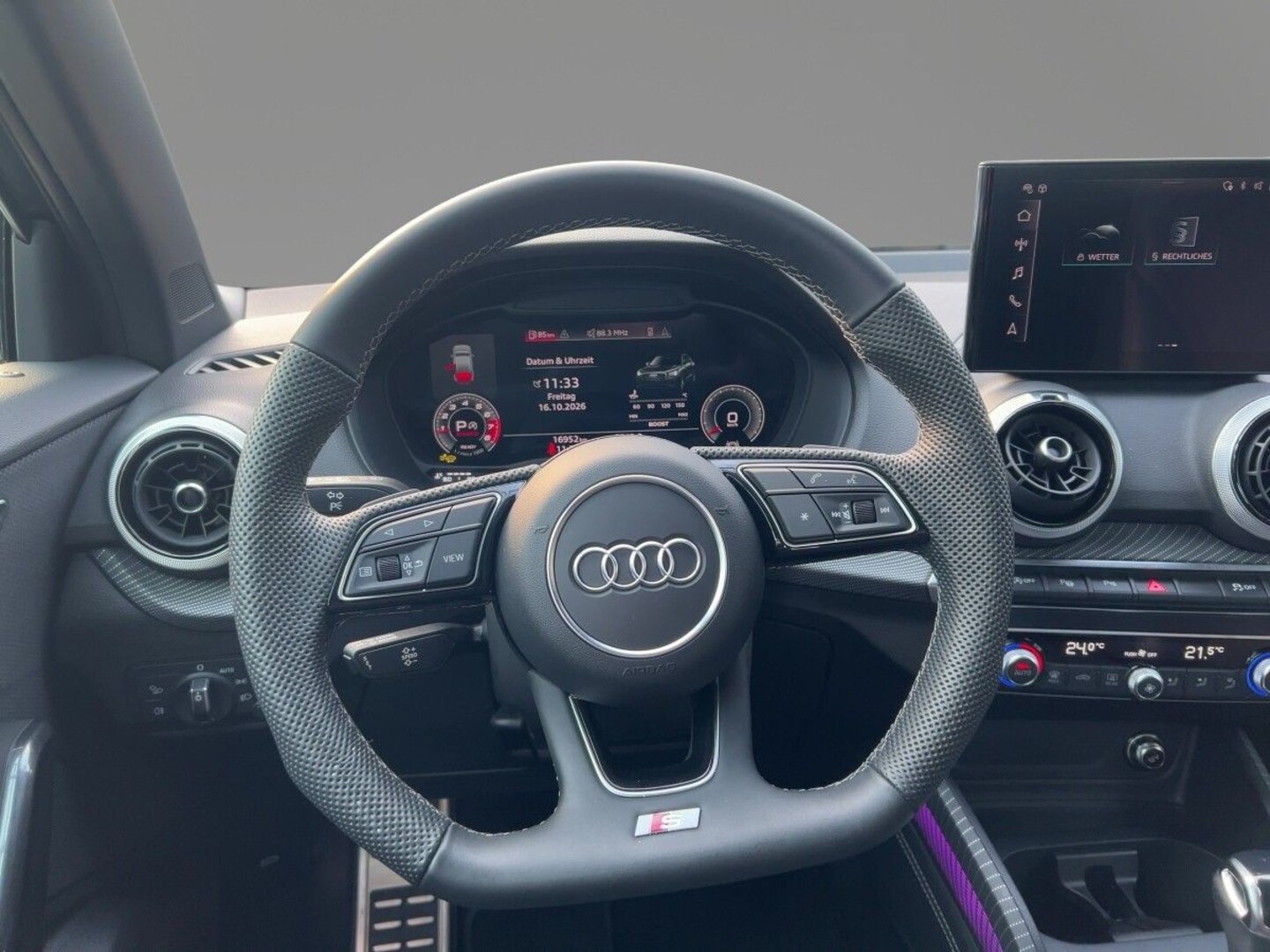 Bild über Audi SQ2 TFSI quattro S tronic - für weitere Informationen kontaktieren Sie den Audi Partner