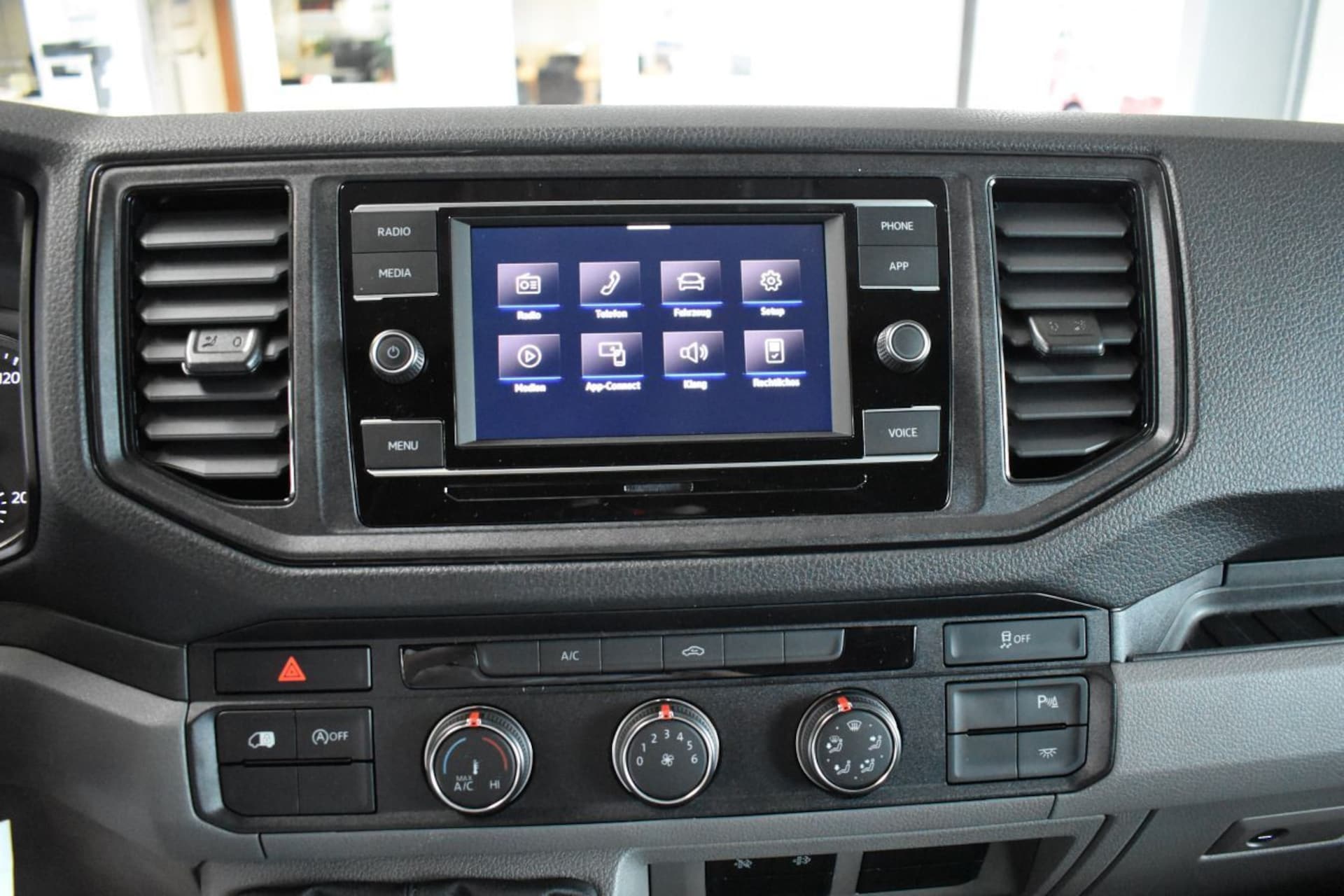 Volkswagen Crafter Kasten langer Radstand