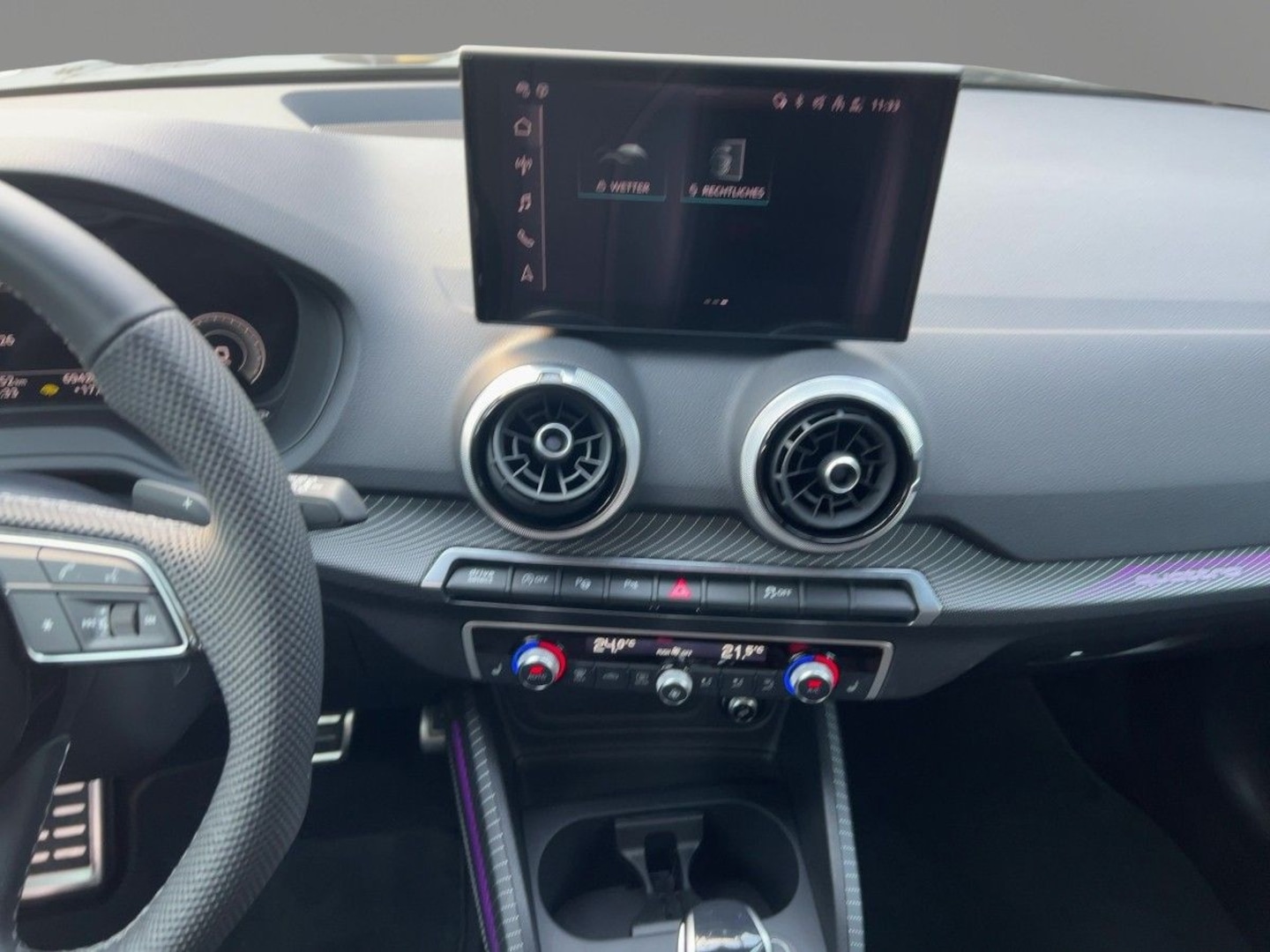 Bild über Audi SQ2 TFSI quattro S tronic - für weitere Informationen kontaktieren Sie den Audi Partner