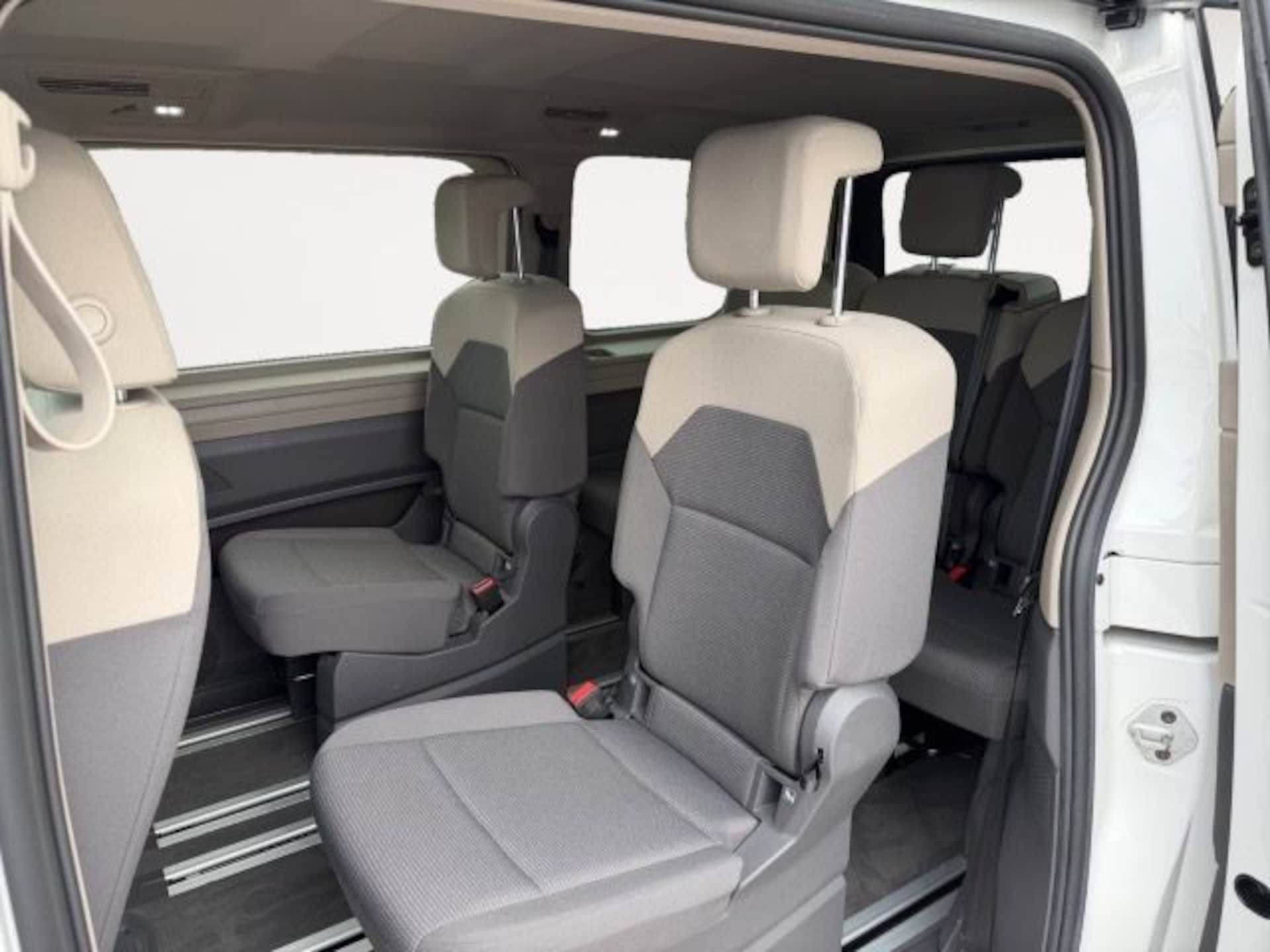 Volkswagen Multivan Basis-Modell