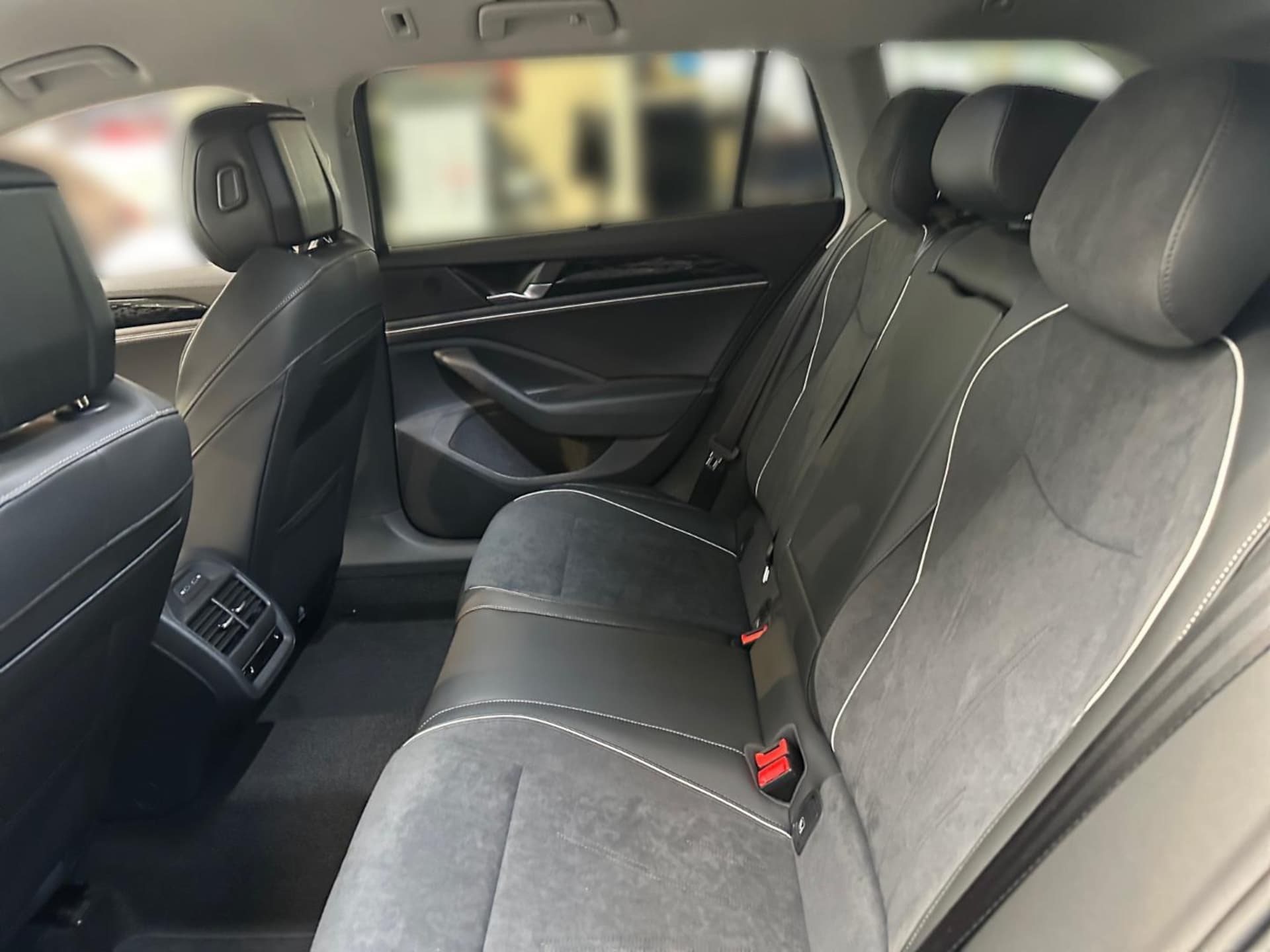 Volkswagen Passat Elegance