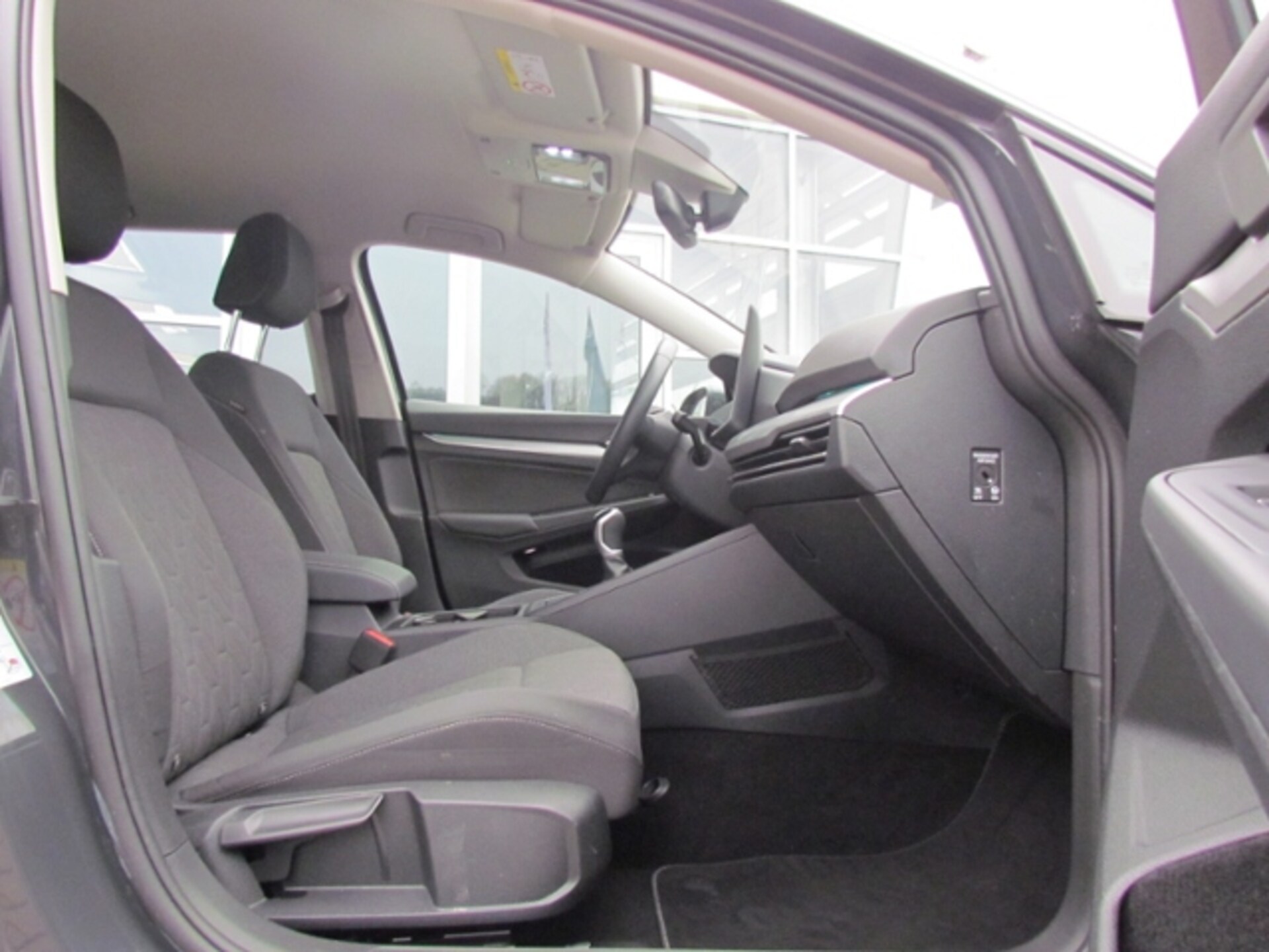 Volkswagen Golf Variant Life