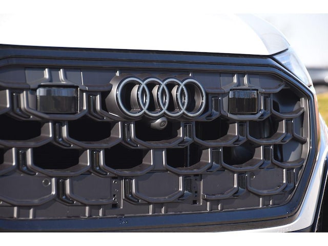 2026 Audi Q8 Premium Plus - Photo 10