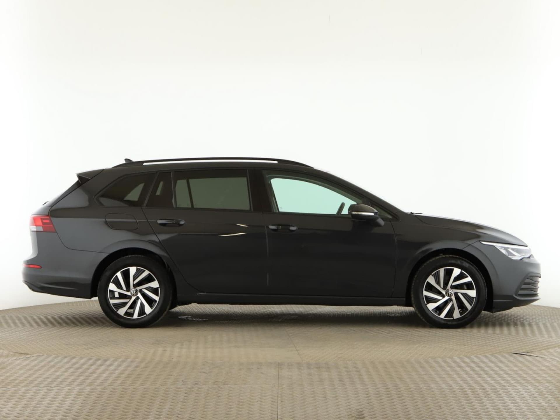 Volkswagen Golf Variant Life