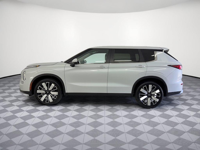 2025 Mitsubishi Outlander
