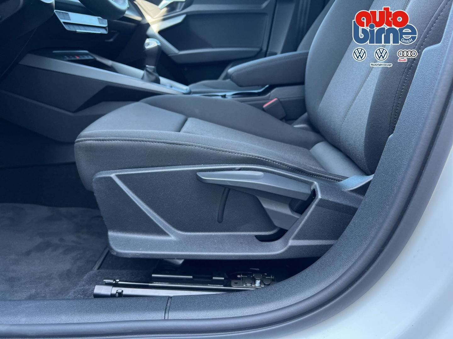 Bild über Audi A3 Sportback TFSI Schaltgetriebe - für weitere Informationen kontaktieren Sie den Audi Partner