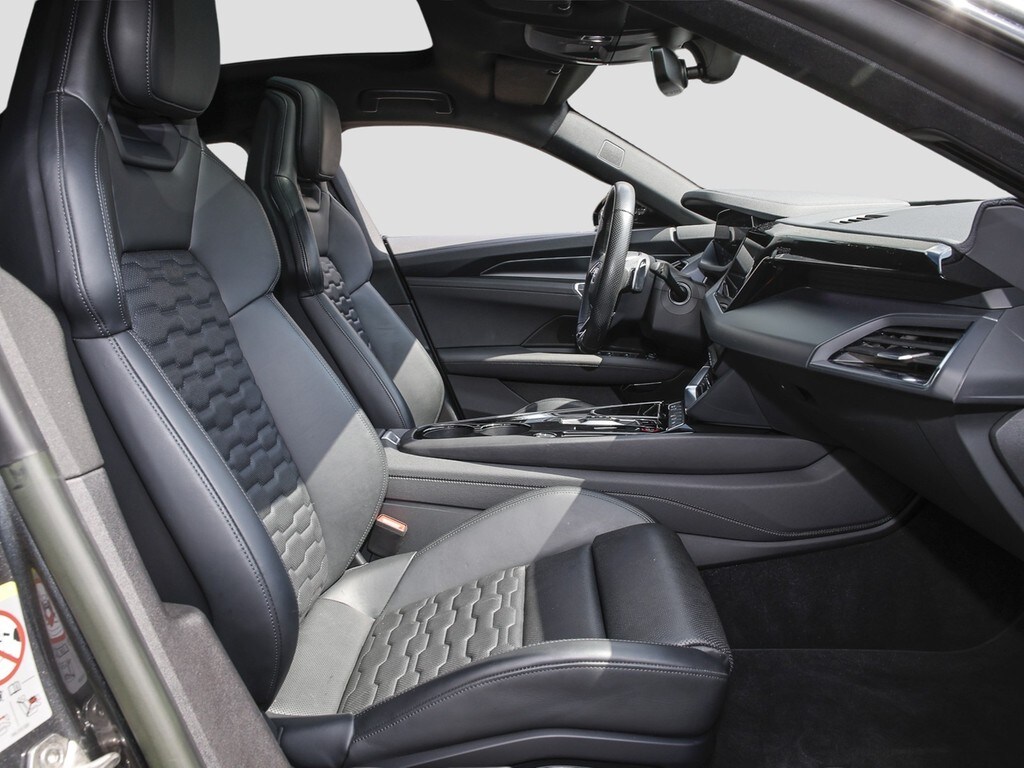 Image about Audi e-tron GT e-tron quattro