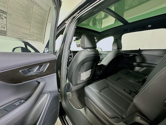 2026 Audi Q7 Premium Plus - Photo 17