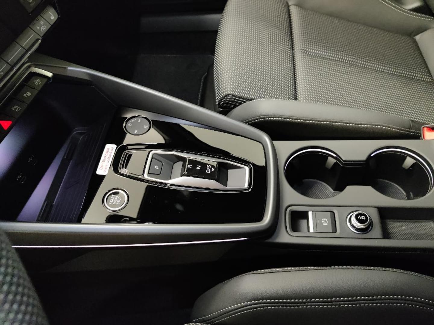 Bild über Audi A3 Limousine TFSI 110 kW S tronic - für weitere Informationen kontaktieren Sie den Audi Partner