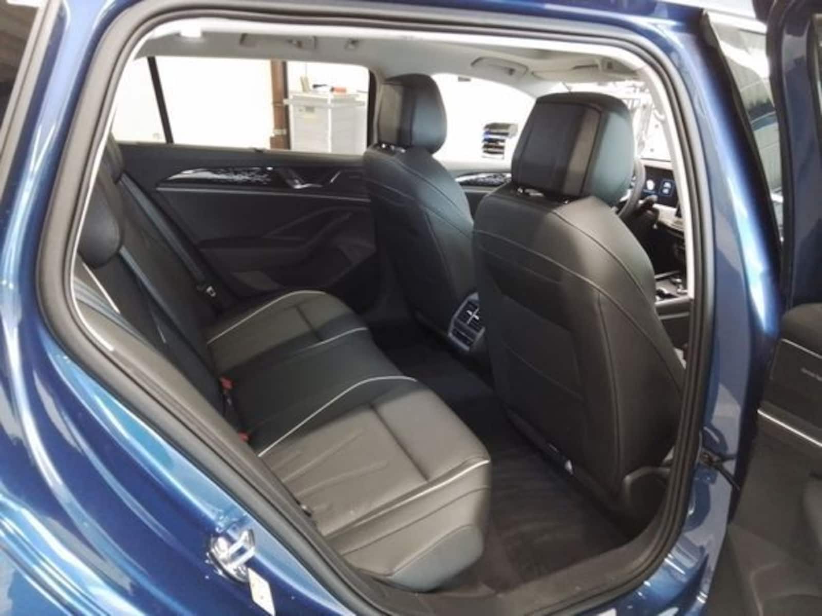 Volkswagen Passat – Bild 9