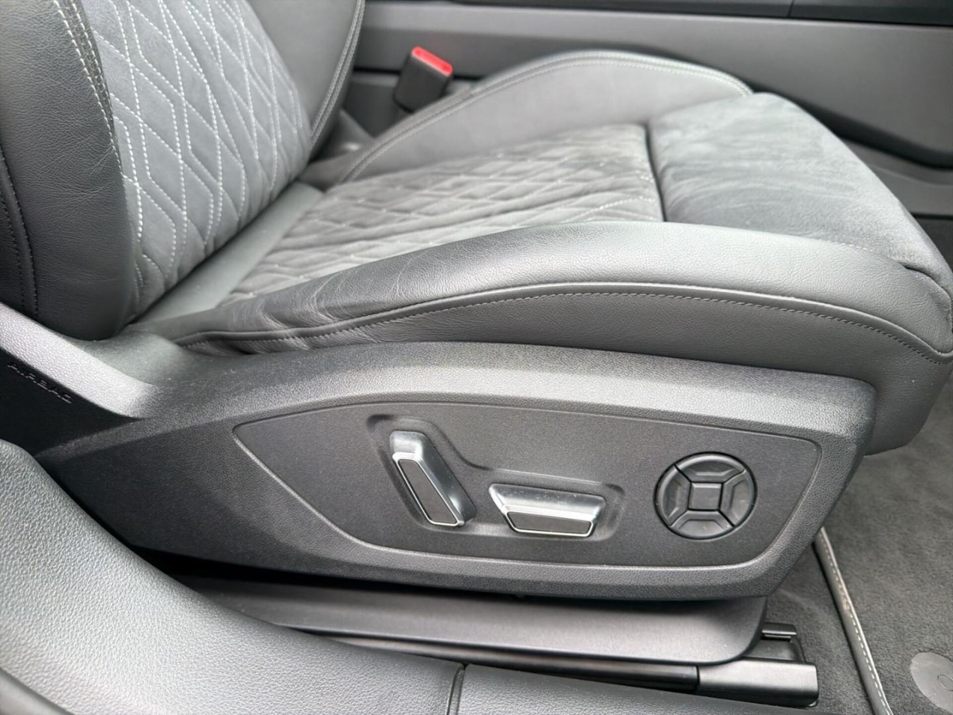 Audi S6 Limousine