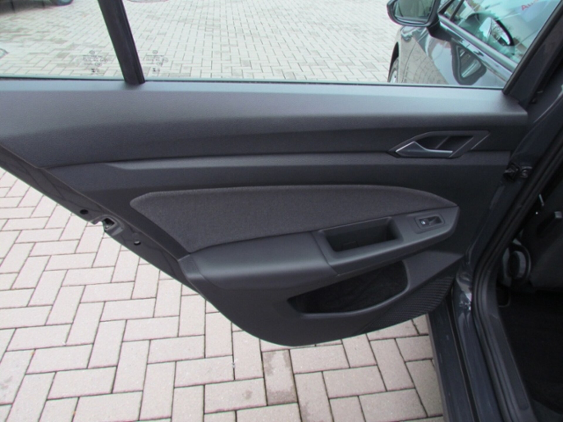 Volkswagen Golf Variant Life
