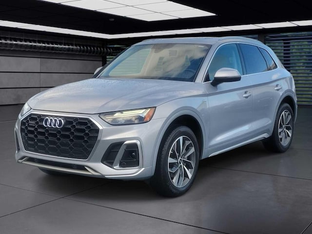 Photo of 2023 Audi Q5