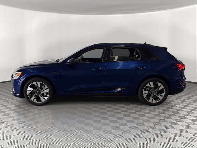 Used 2022 Audi e-tron Premium with VIN WA1AAAGE1NB023107 for sale in Houston, TX